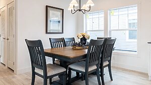 Encore / Winston 54ENC28563BH Interior 134692
