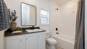 Encore / Winston 54ENC28563BH Interior 134697