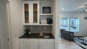 Encore / Winston Interior 119585