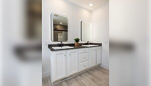Encore / Winston 54ENC28563BH Bathroom 150638