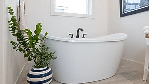 Encore / Winston 54ENC28563BH Bathroom 150640