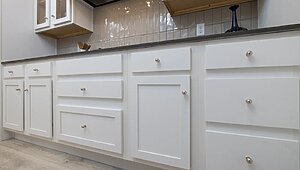 Encore / Winston 54ENC28563BH Kitchen 150622