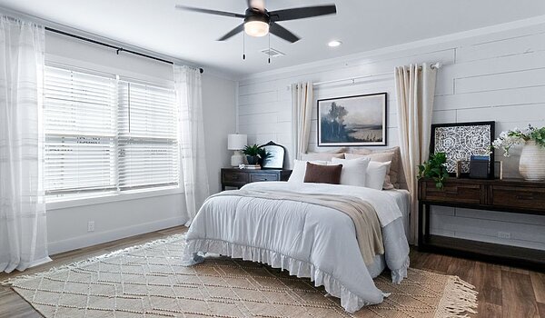 NXT / Farm 4 Flex Elite 52FRM32724AH Interior 133882
