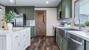 NXT / Everett Elite 52NXT32684AH Interior 133785