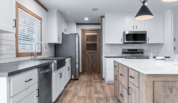 NXT / Emilie Elite 52NXI32563AH Interior 133797