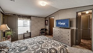 Heritage / H-1676-32A Bedroom 73297