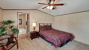Heritage / H-1680-32C Bedroom 73195
