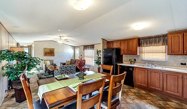 Heritage / H-1684-42A Kitchen 75379