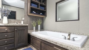 The National Series / The Grant Bathroom 23967