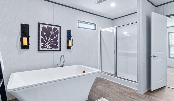The Titanium Double / Lakeland FAC28603A Interior 115675