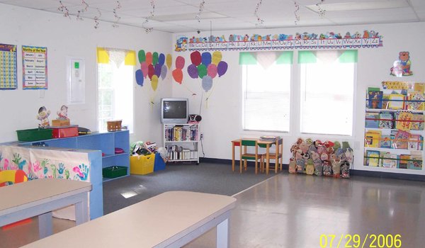 Childcare Daycare Centers / Small Interior 22200