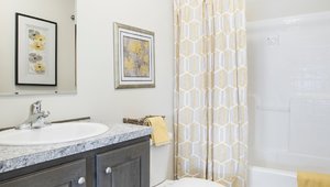 Promotional / The Classic 56D Bathroom 23571