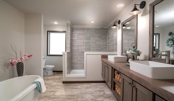 Heritage / The Adams 6428-9049 Bathroom 23622