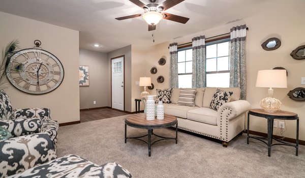 Heritage / The Adams 6428-9049 Interior 23616