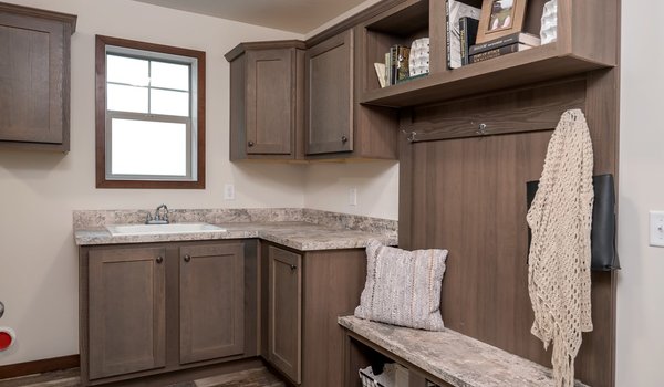 Heritage / The Adams 6428-9049 Interior 23621