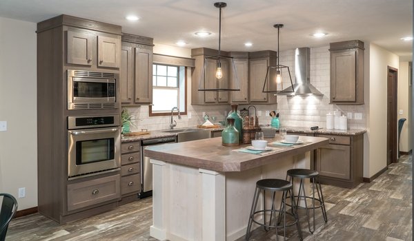 Heritage / The Adams 6428-9049 Kitchen 23609