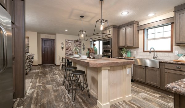 Heritage / The Adams 6428-9049 Kitchen 23610