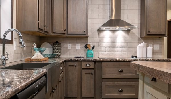 Heritage / The Adams 6428-9049 Kitchen 23611