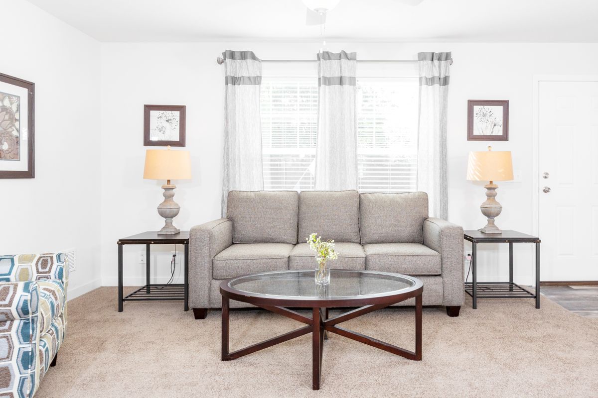 The Residence / The Lilac Place 4028MS044 SECT by Oakwood Homes of