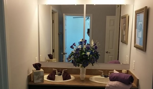 HBS Elite Collection / Woodberry Bathroom 26445