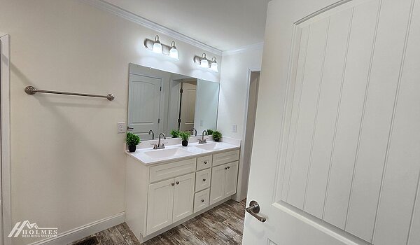 Essential Series / Birch Interior 129102
