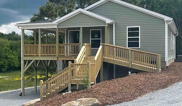 Essential Series / Birch Exterior 129093