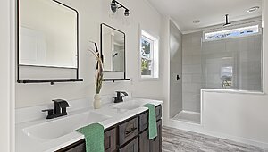 Select Series / Live Oak Bathroom 145449