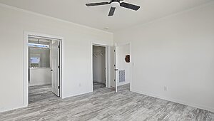 Select Series / Live Oak II Bedroom 145446