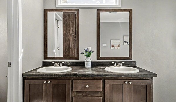New Vision / The Paradise NV-1601 Interior 131139