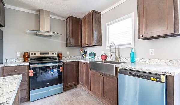 New Vision / The Suite Sara Kitchen 118277