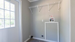 New Vision / The Suite Sara Utility 118288