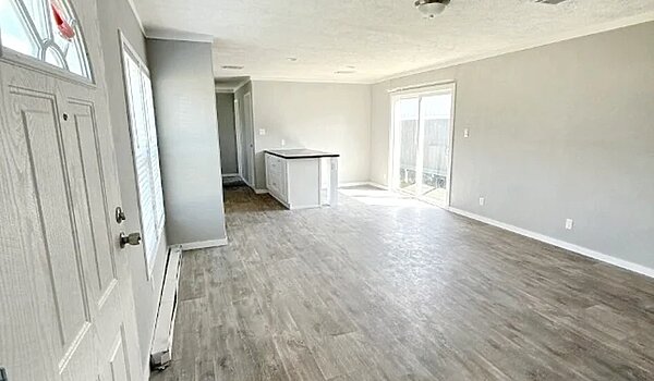 New Vision / The Kristin Interior 117023