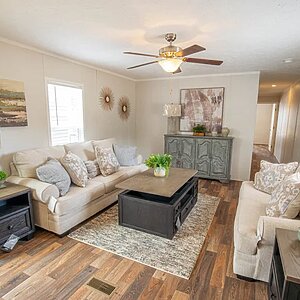 Embark Series / Henson EM147632C Interior 132764