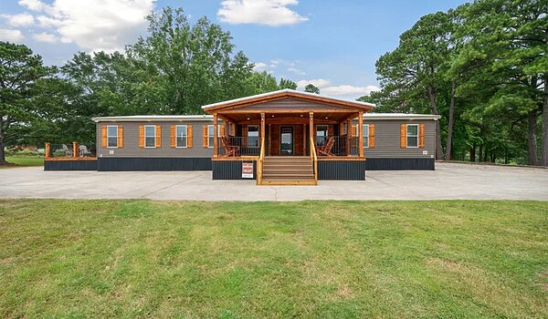 Bravo Basecamp Series / Bravo Basecamp 3 Bed BR327634A Exterior 132875