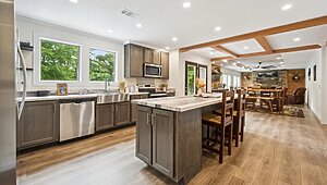 Bravo Basecamp Series / Bravo Basecamp 4 Bed BR327642N Interior 132909