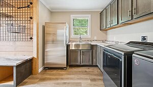 Bravo Basecamp Series / Bravo Basecamp 4 Bed BR327642N Interior 132920