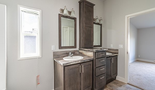 Westridge / 1227CT Bathroom 55249