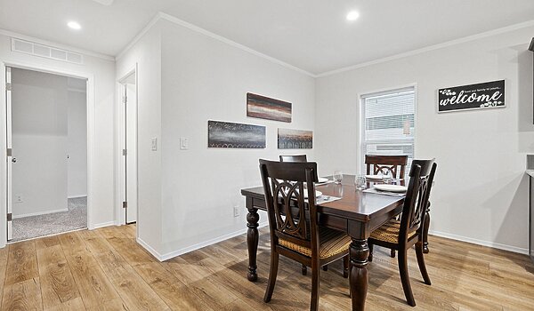Millcreek Series / 4400 Interior 131193