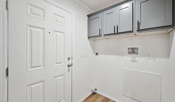 Millcreek Series / 4400 Interior 131199