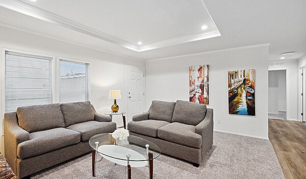 Millcreek Series / 4400 Interior 131186