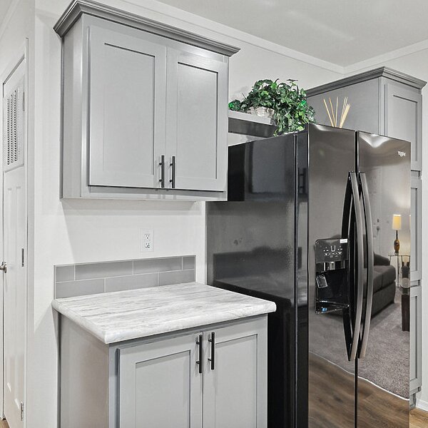 Millcreek Series / 4400 Interior 131190