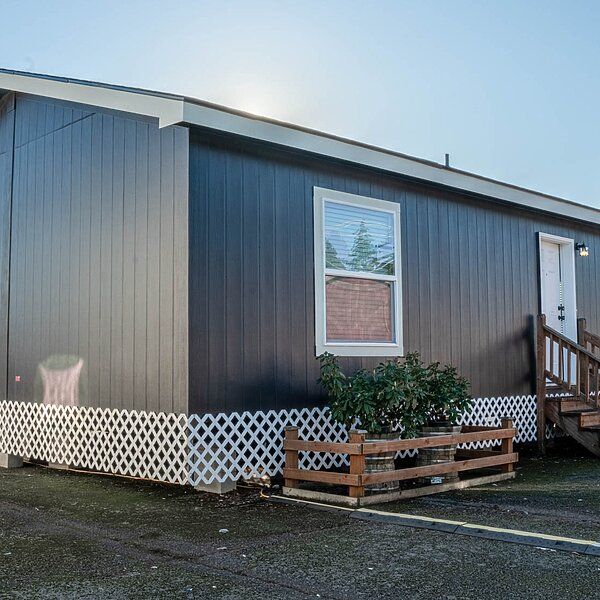 Ridgewood Series / J882 Exterior 107786