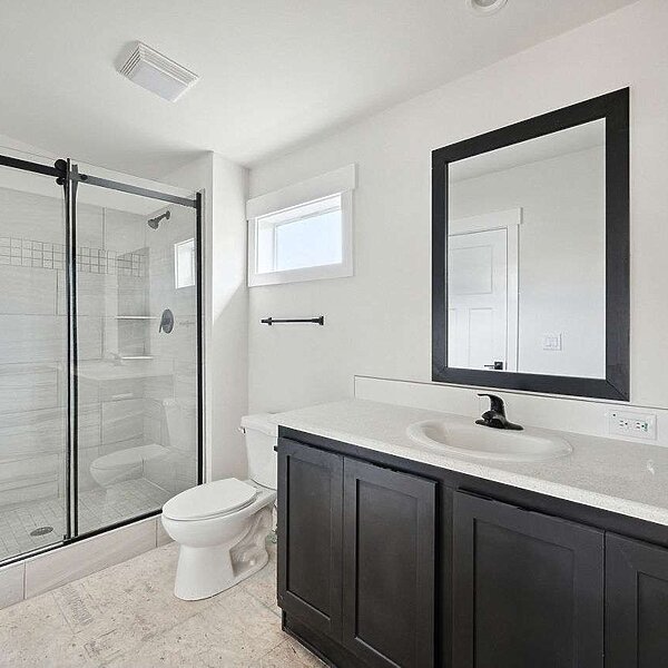 Genesis / 6100 Bathroom 117822
