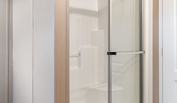 Ultra Pro / 56B Bathroom 32052