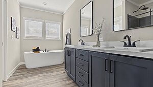 Epic Adventure / The Everest 76CEA32764AH Bathroom 87613