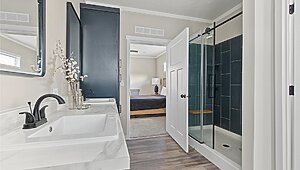 Epic Adventure / The Everest 76CEA32764AH Bathroom 87614