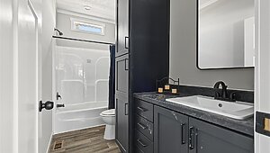 Epic Adventure / The Everest 76CEA32764AH Bathroom 143134