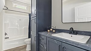 Epic Adventure / The Everest 76CEA32764AH Bathroom 143135