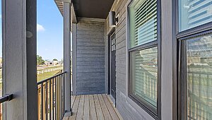 Epic Adventure / The Everest 76CEA32764AH Exterior 143126