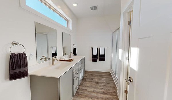 Platinum / The Addison Bathroom 71233